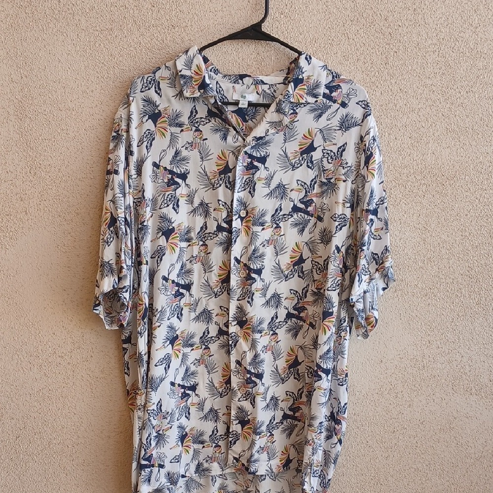 "Open to Offers" Dip White and Blue Casual Button Down Shirt with Floral Pattern